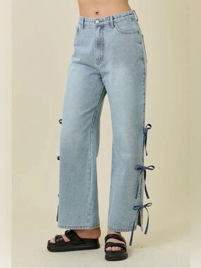 A326. Light Wash Tie-Side Wide Leg Jeans - Women
